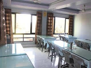 Hotel Madhuban Mahabaleshwar Exterior photo